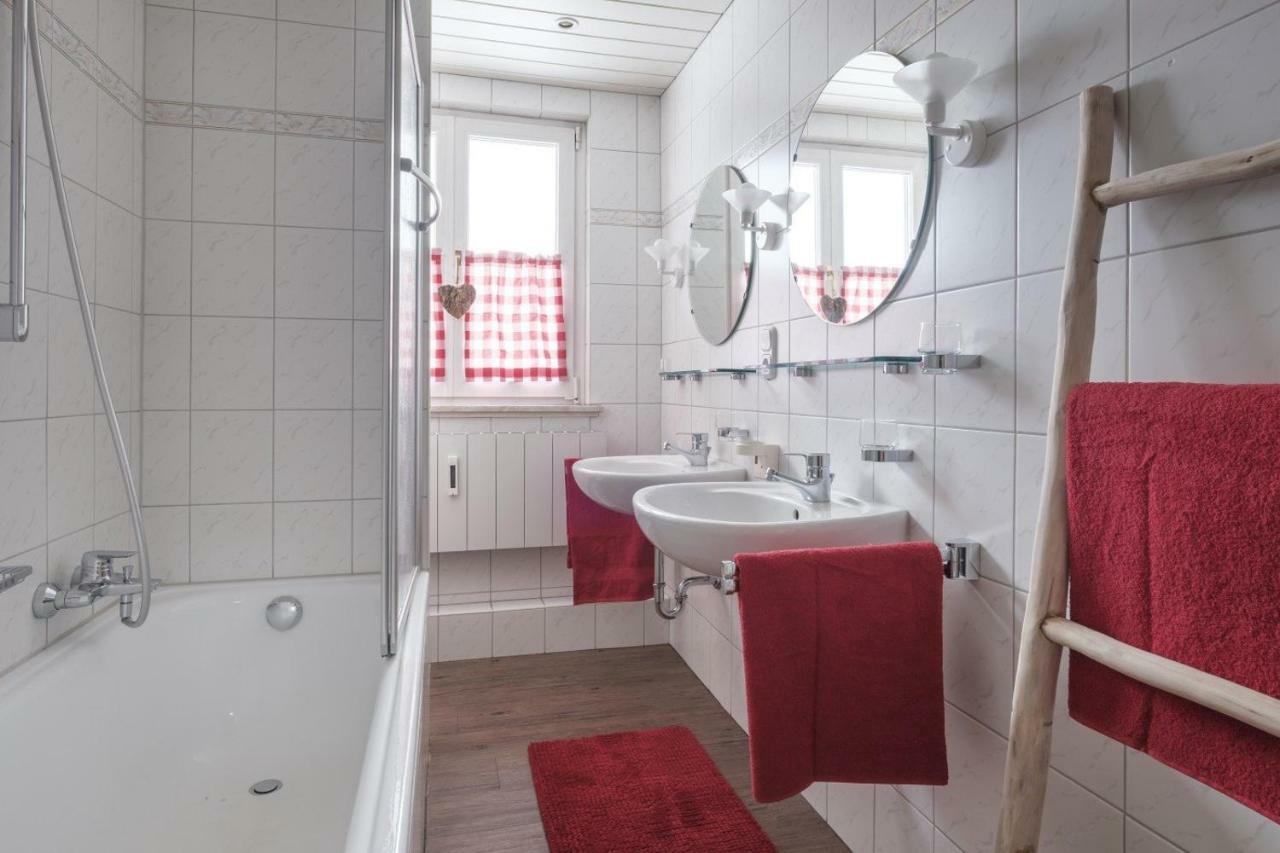 Ferienwohnungen Dorfhaus Oberstdorf Esterno foto